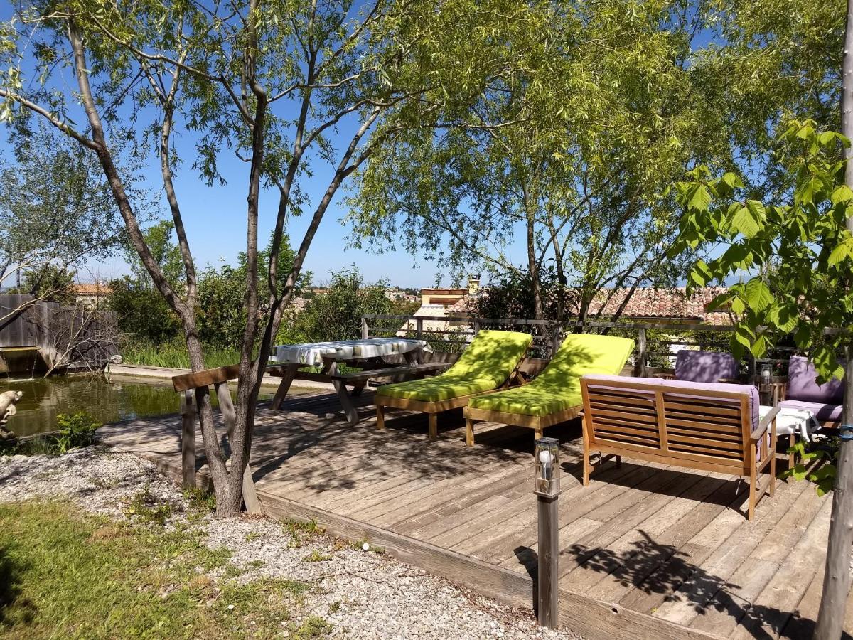 Les Terrasses De Valensole Bed & Breakfast ภายนอก รูปภาพ