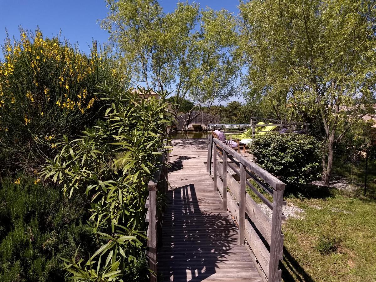 Les Terrasses De Valensole Bed & Breakfast ภายนอก รูปภาพ