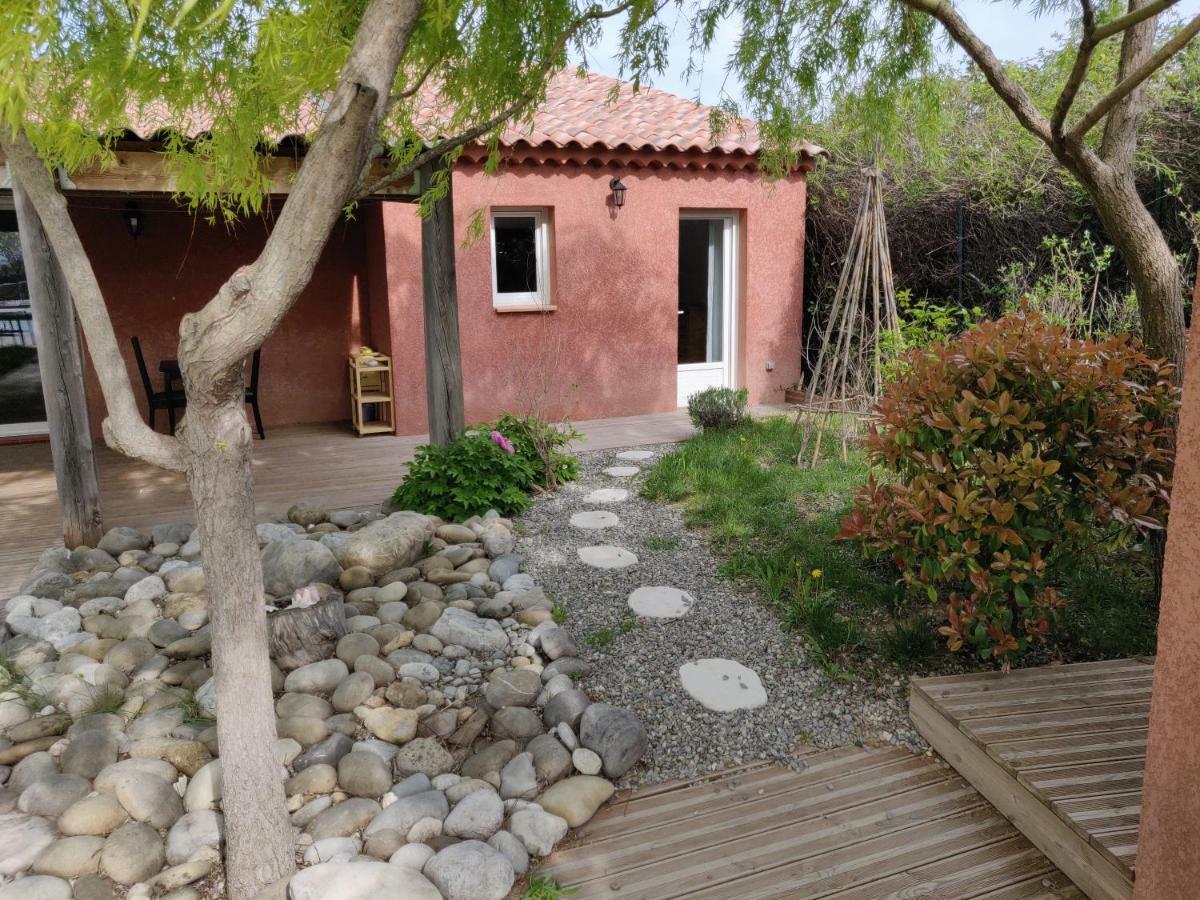 Les Terrasses De Valensole Bed & Breakfast ภายนอก รูปภาพ