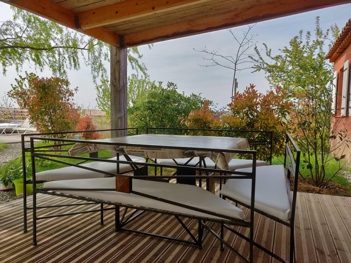 Les Terrasses De Valensole Bed & Breakfast ภายนอก รูปภาพ